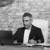 Is Insani Erhan Gurbuz 10