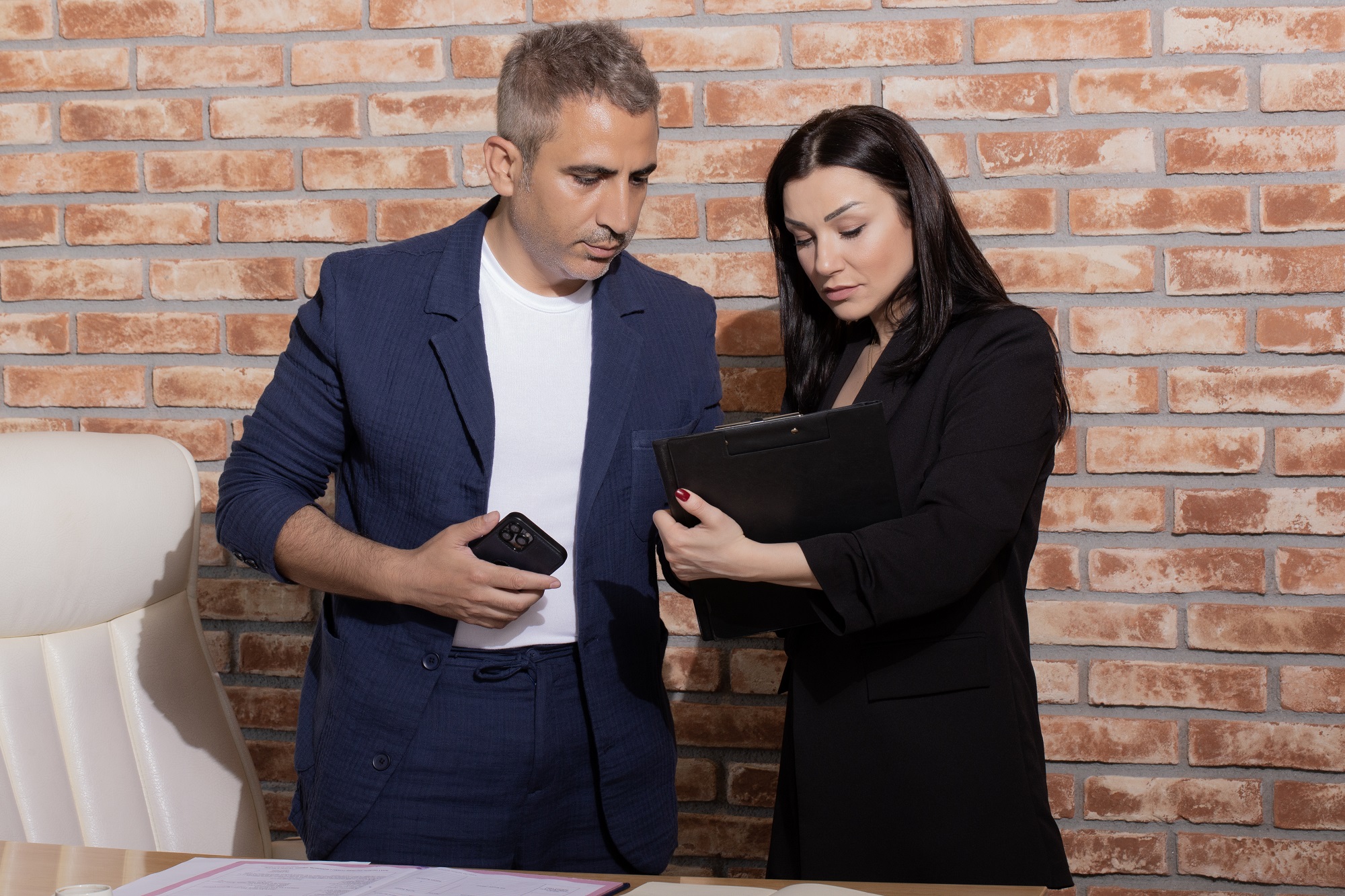 Is Insani Erhan Gurbuz 12